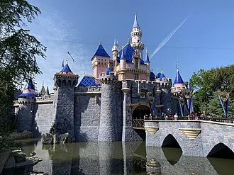 Anaheim, California city skyline &ndash; cost of living, safety and quality of life data